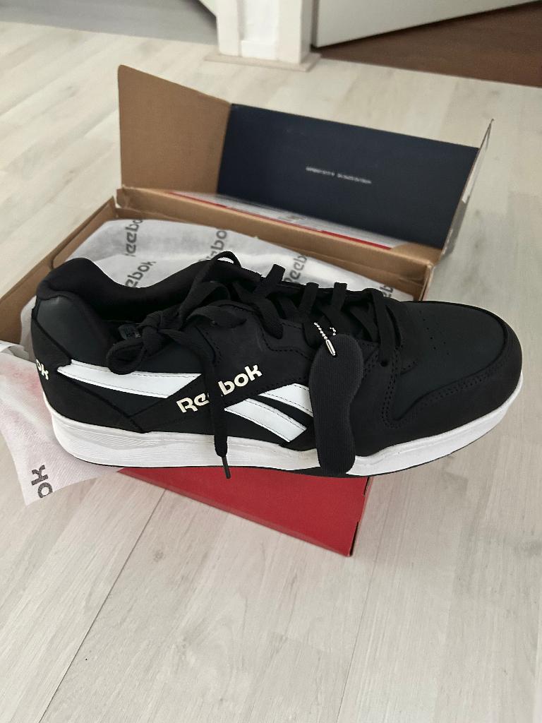 Reebok work veiligheid sneaker maat 44 NIEUW, Ophalen of Verzenden, Nieuw