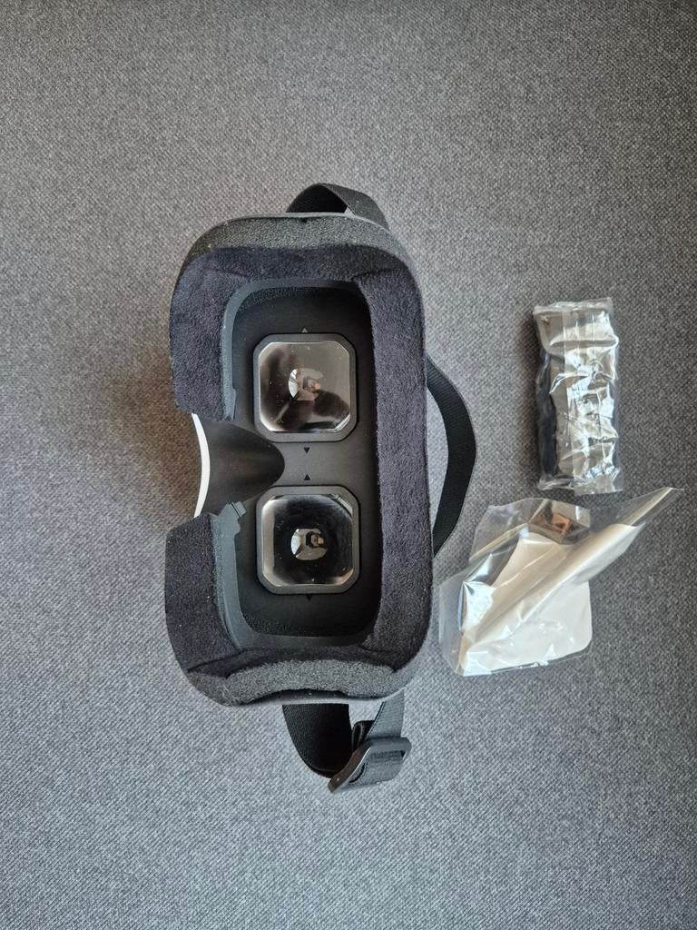 OnePlus Loop VR Headset - Virtual Reality Bril, Ophalen of Verzenden, Zo goed als nieuw, VR-bril, Telefoon