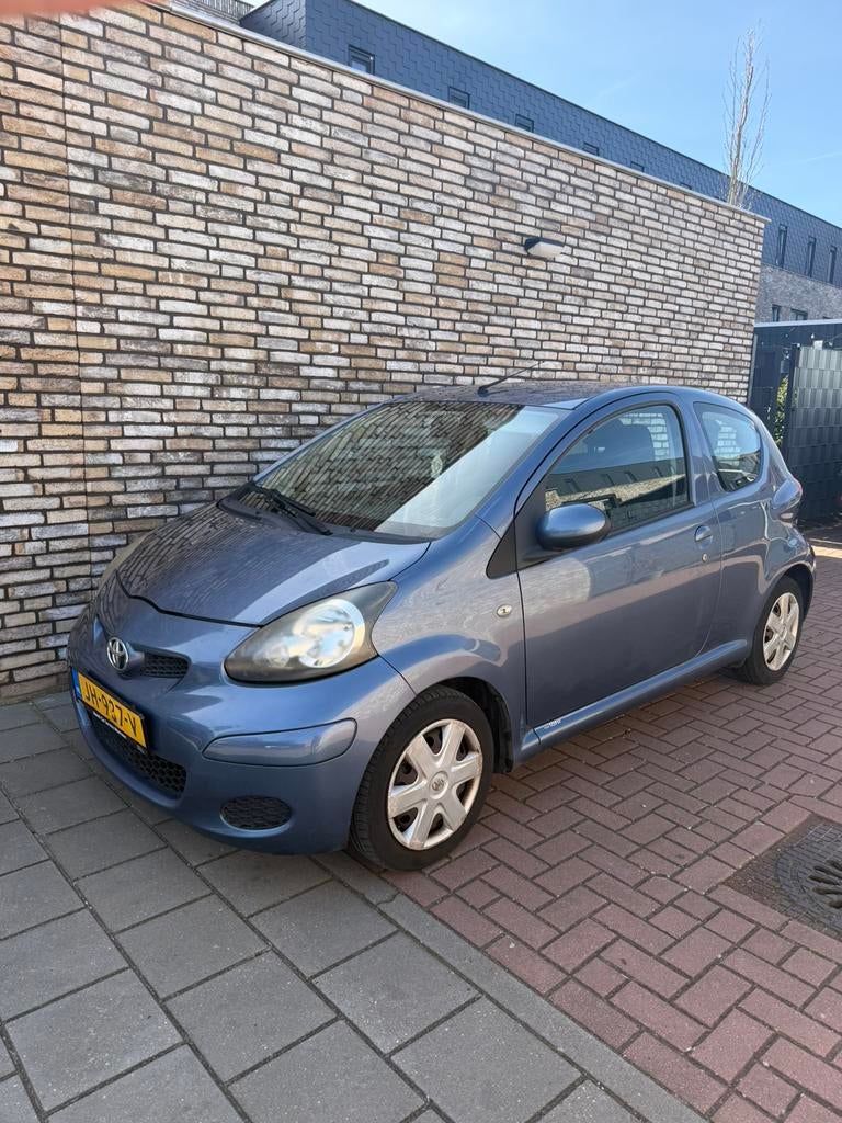 Toyota Aygo 1.0 3DRS 2009 Blauw |Nieuwe Koppeling| Nwe Apk, Auto's, Voorwielaandrijving, 68 pk, Handgeschakeld, Particulier