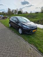 Ford fiesta zwart 2012 leuke auto distributie en apk nieuw, Auto's, Voorwielaandrijving, Stof, Euro 6, 4 cilinders