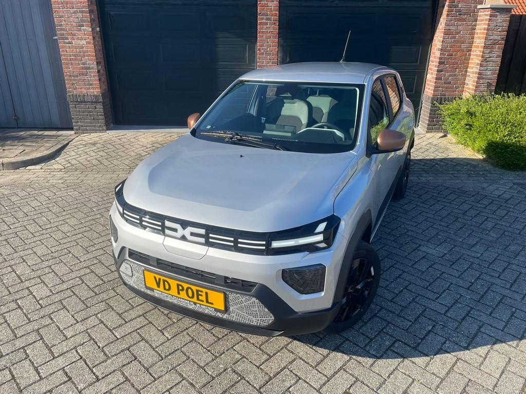 Dacia Spring Extreme 65 26.8 kWh NIEUWSTAAT NAVI AIRCO, Auto's, Dacia, Gebruikt, 949 kg, Hatchback, Spring