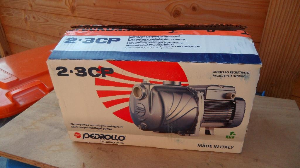 nieuwe Pedrollo waterpomp 2 CPM80nu met afslag voor maar, Tuin en Terras, Waterpompen, Ophalen of Verzenden, Nieuw, Elektrisch