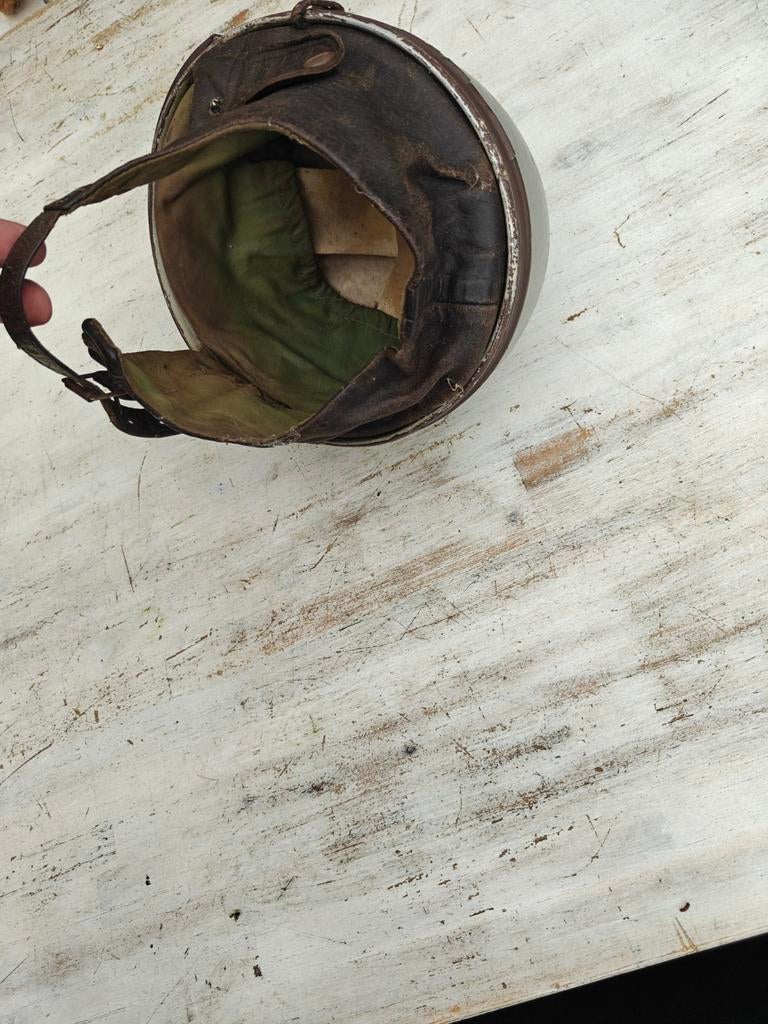 Oude Willempie helm, Ophalen of Verzenden, Overige merken