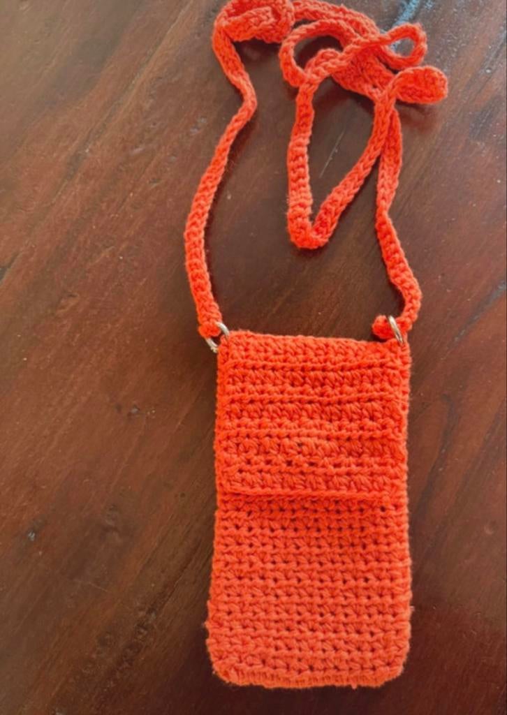 Handgemaakt gehaakt tasje - Telefoon, lipstick, portemonnee, Ophalen of Verzenden, Nieuw, Oranje, Schoudertasje