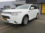 Mitsubishi Outlander 2.0 PHEV instyle+ | Navi | Camera | Aut, 4 cilinders, Leder en Stof, Wit, Vierwielaandrijving