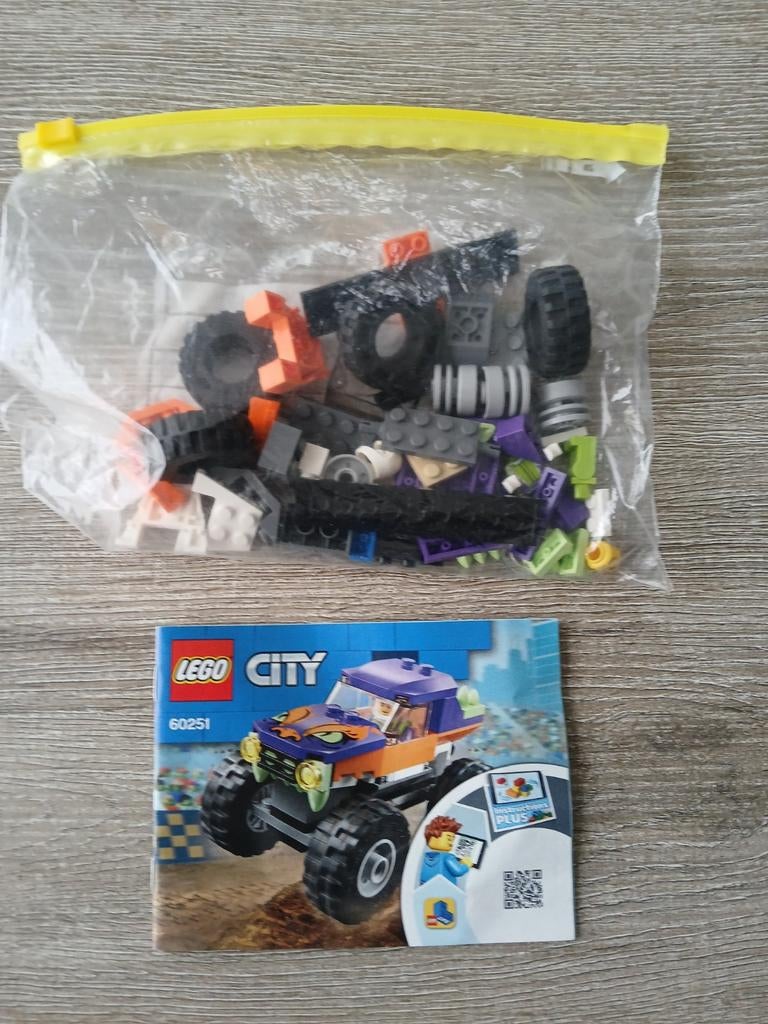 LEGO monstertruck zonder doos(compleet) model 60251, Kinderen en Baby's, Speelgoed | Duplo en Lego, Ophalen of Verzenden, Nieuw