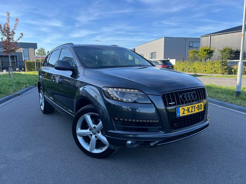 Audi Q7 3.0 TFSI Quattro Pro line 5+2 Facelift*S-Line*Pano*, Auto's, Audi, Euro 5, Beige, 3075 kg, 7 stoelen