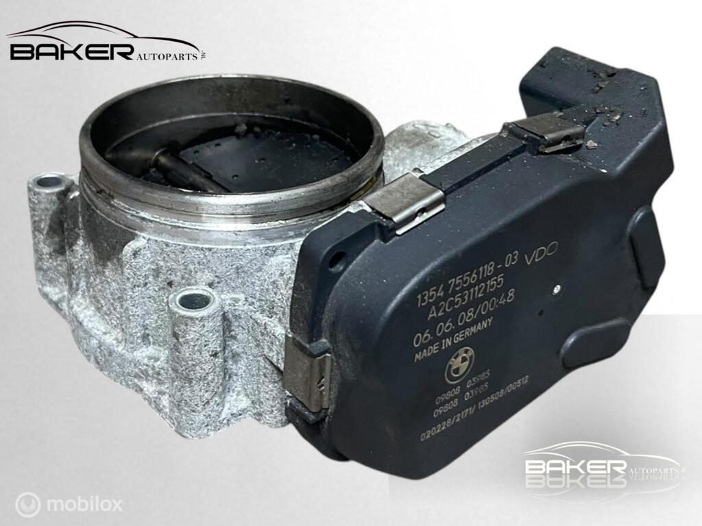 Gasklephuis BMW 5-serie E60 530i (06-'10) 1354755611803, Gebruikt, Ophalen of Verzenden, BMW, BMW