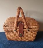 leuke rieten decoratie/picknickmand zie foto's, Verzenden, Zo goed als nieuw, Overige vormen, Overige materialen