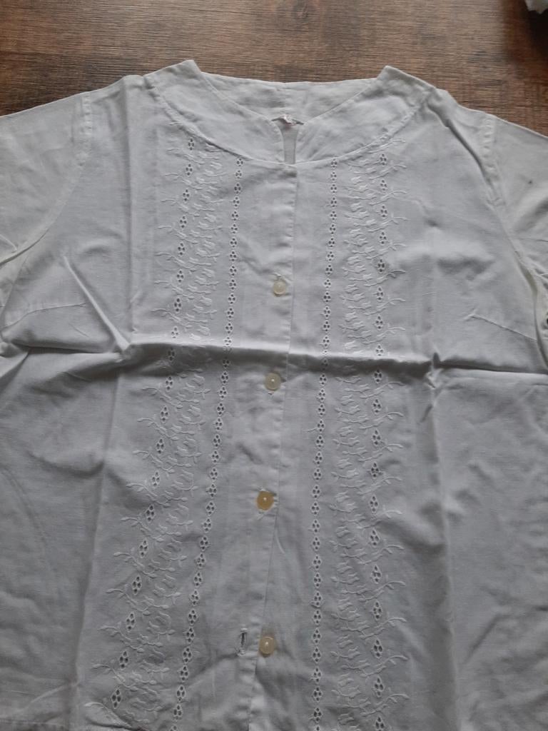 Broderie blousje, Antiek en Kunst, Antiek | Kleding en Accessoires, Ophalen