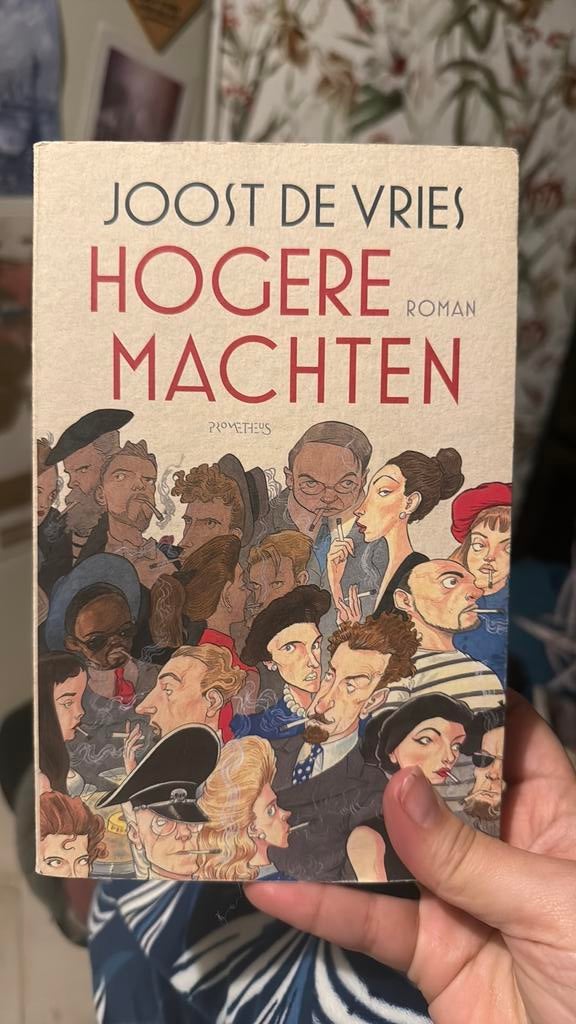 Joost de Vries - Hogere machten, Boeken, Verzenden, Zo goed als nieuw, Joost de Vries