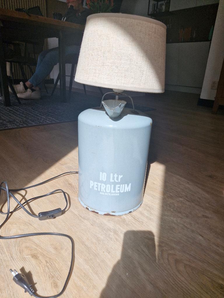 vintage schemerlamp Petroleum kan, Ophalen, Gebruikt, 50 tot 75 cm, Vintage