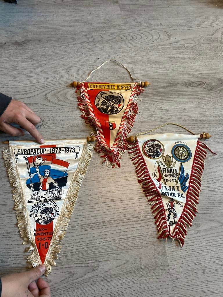 Ajax vaantjes - Collectors items (Europacup, Eredivisie), Ophalen of Verzenden, Gebruikt, Ajax, Vaantje of Sjaal