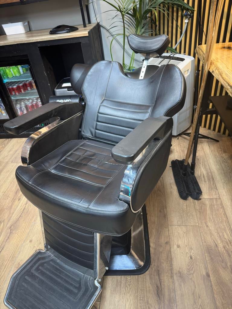 Professionele kappersstoel / barbierstoel, Gebruikt, Zwart, Leer, Ophalen of Verzenden
