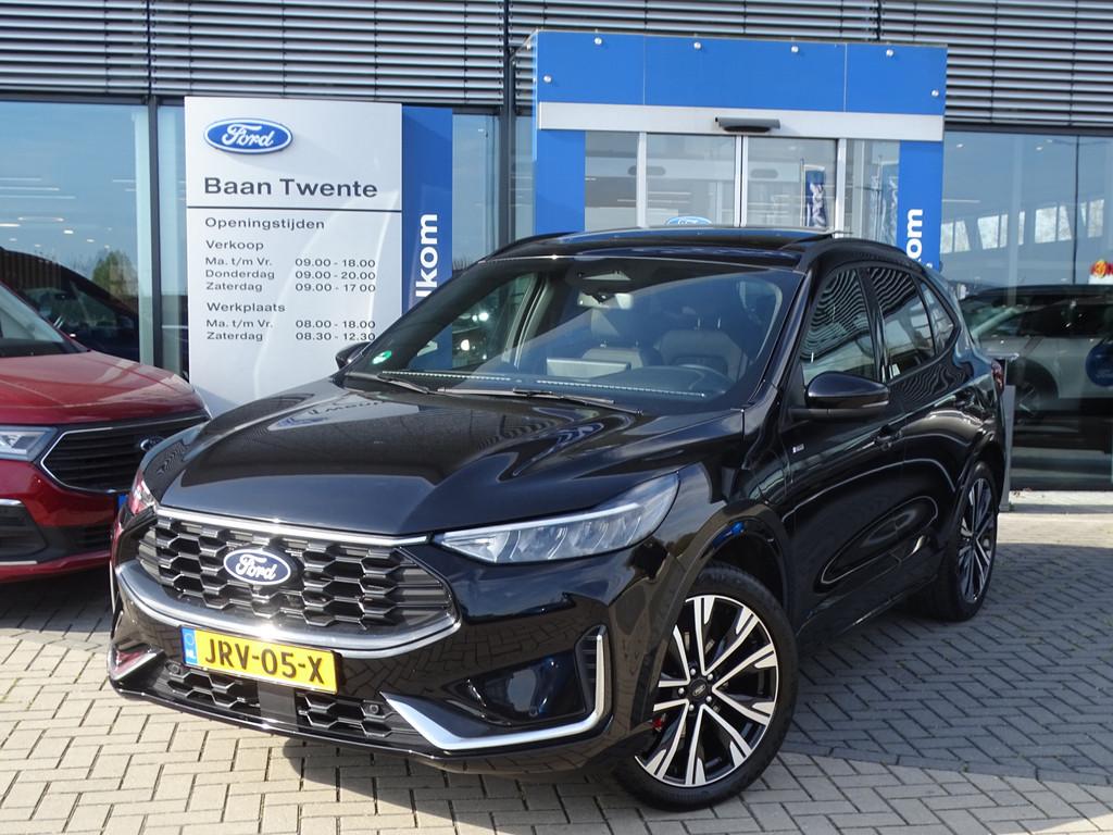 Ford Kuga 2.5 PHEV ST-Line X 243 PK | Panoramadak | Trekhaak, 12 maanden, Gebruikt, Zwart, 4 cilinders