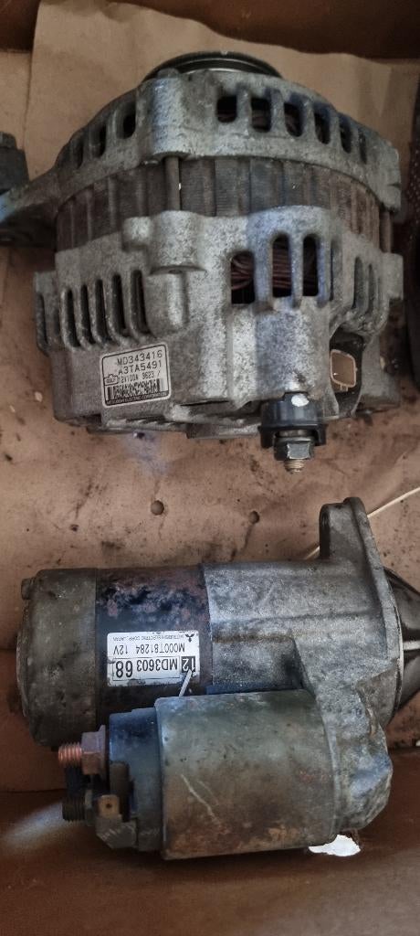 Onderdelen carisma 2000 1.8 gdi, Auto-onderdelen, Ophalen, Gebruikt, Mitsubishi