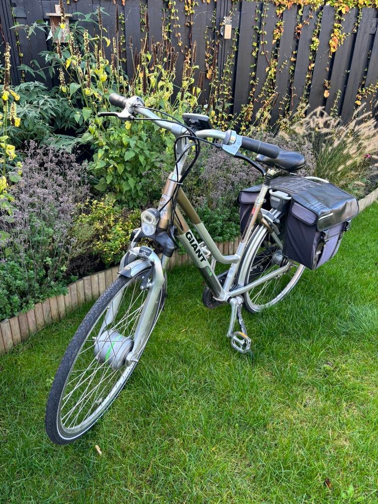 Giant Twist Go double M dames elektrische fiets, Ophalen, Gebruikt, Versnellingen, Giant