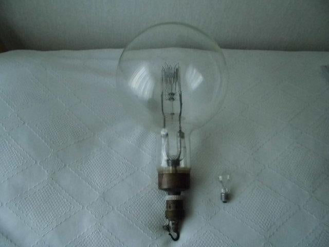 Oude Grote Zeldzame Philips Vuurtoren lamp Museum Hoenderloo, Ophalen