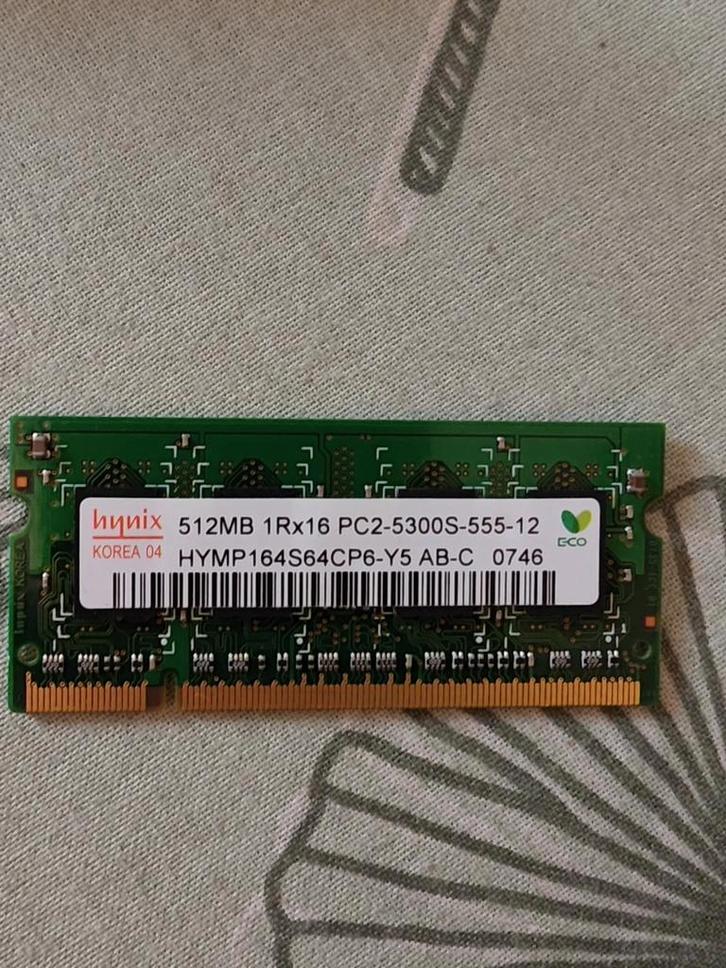 Hynix 512MB PC2-5300S DDR2 Laptop RAM Geheugen, Computers en Software, RAM geheugen, Gebruikt, Laptop, 1 GB of minder, DDR2, Ophalen of Verzenden