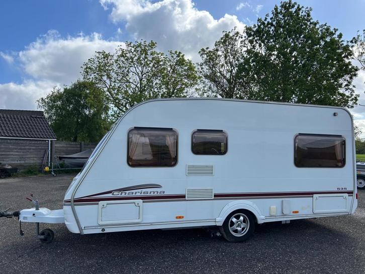 Swift Charisma 535 (1038294), Caravans en Kamperen, Caravans, Particulier, tot en met 4, 1000 - 1250 kg, Overige, Swift, Frans bed