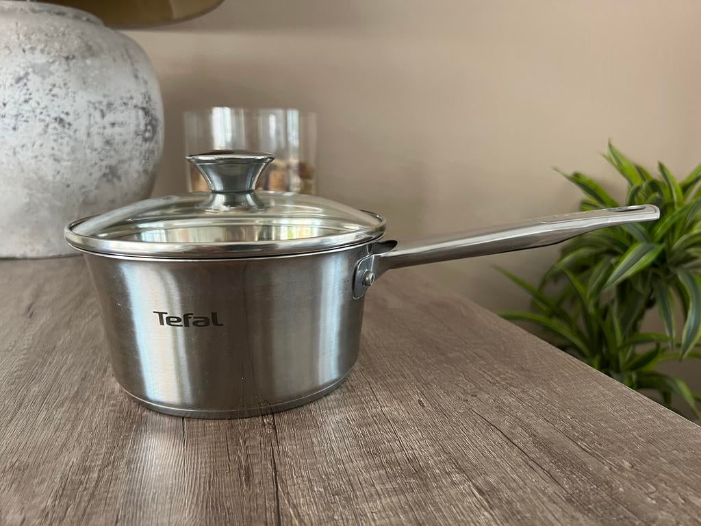 Tefal pan incl deksel nieuw, Ophalen of Verzenden, Zo goed als nieuw, Aluminium, Koekenpan of Braadpan