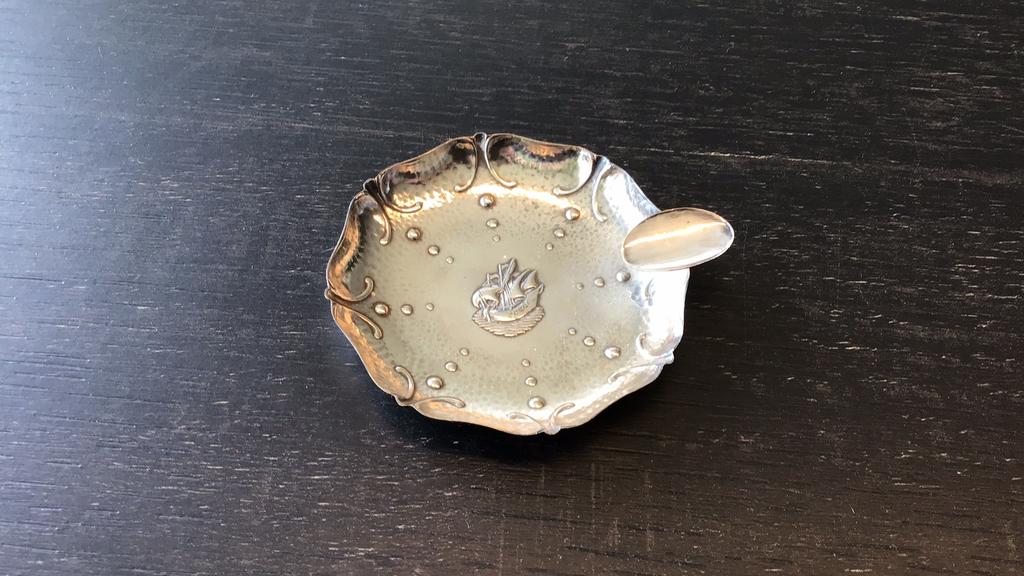 Asbakje zilveren, Antiek en Kunst, Ophalen of Verzenden