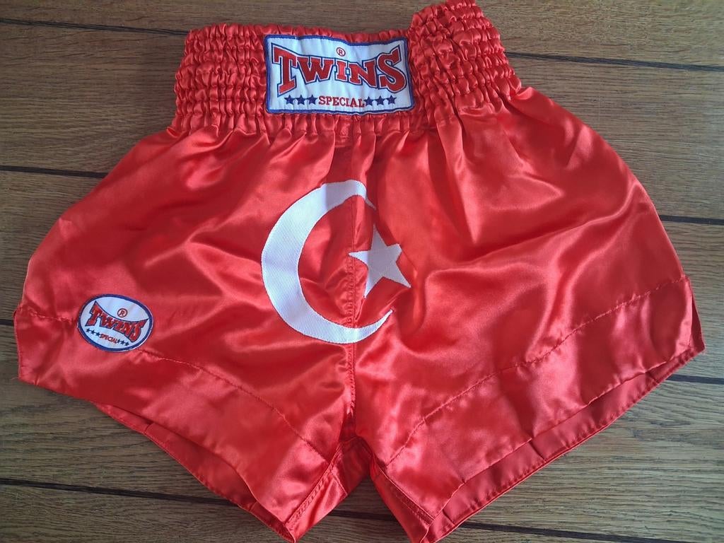 Twins thaiboks kickboks broekje Turkije large, Ophalen of Verzenden, Zo goed als nieuw, Overige