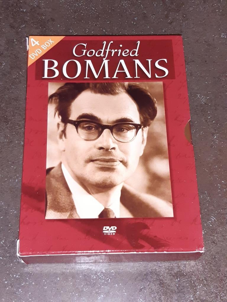 Godfried Bomans 4 dvd box uitmuntende staat, Alle leeftijden, Ophalen of Verzenden, Zo goed als nieuw, Stand-up of Theatershow
