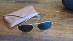 Ray-Ban Zonnebril Goudkleurig met Bruin Etui, Gebruikt, Zonnebril, Bruin, Verzenden