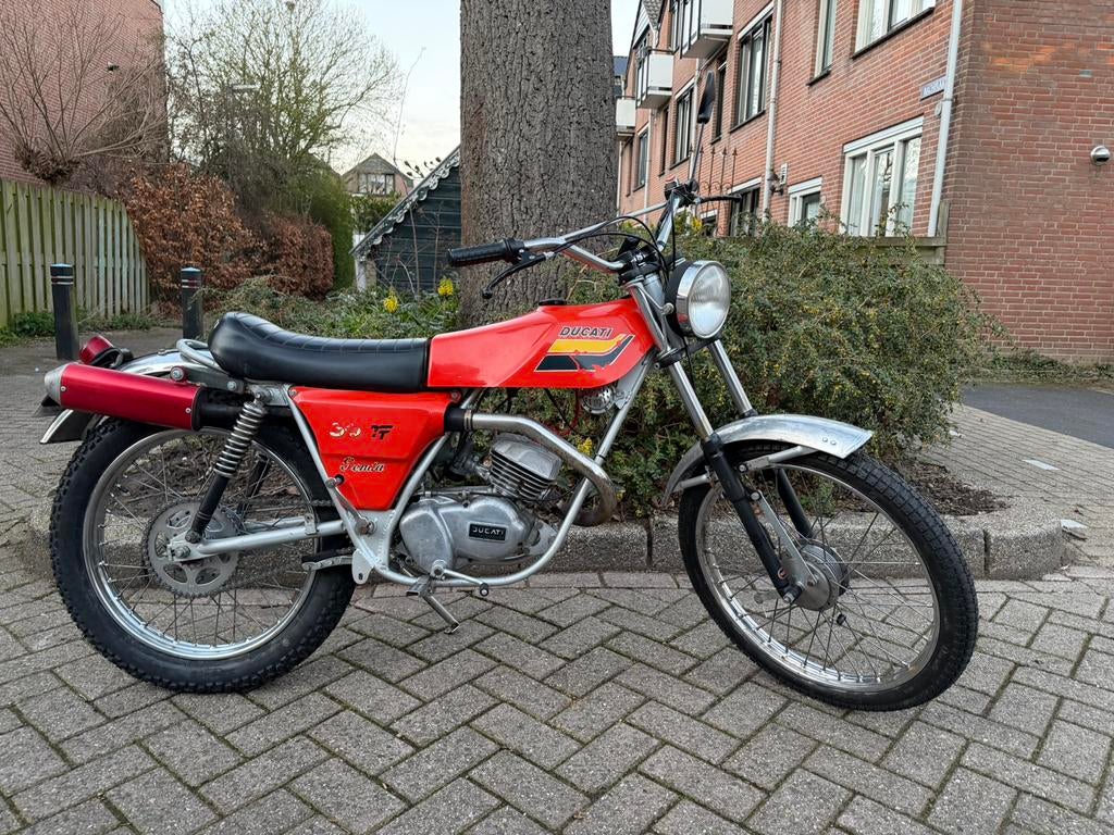 Leuke zeldzame Ducati Senda 50TT met kenteken!, Fietsen en Brommers, Overige merken, Maximaal 45 km/u, Ophalen of Verzenden, 4 versnellingen