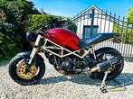 Ducati Monster M900, Particulier, Naked bike