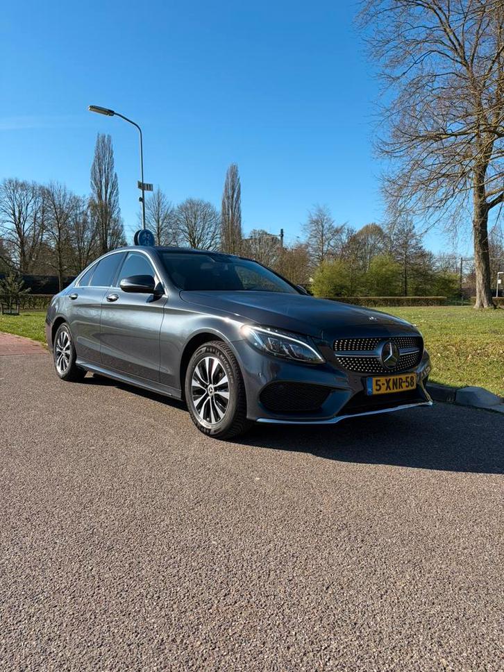 Mercedes-Benz C-Klasse C180 1.6 115KW 2014 Grijs, Auto's, Mercedes-Benz, Particulier, C-Klasse, ABS, Achteruitrijcamera, Adaptieve lichten
