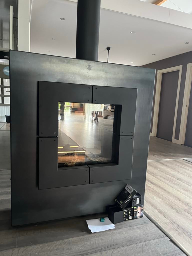 Moderne Gashaard - Doorkijkhaard voor Binnen en Buiten, Ophalen, Nieuw, Vrijstaande haard, Gashaard