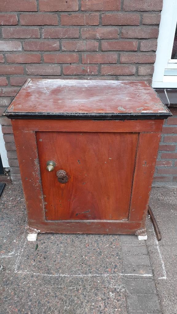 Antiek kluis brandkast met sleutel, Huis en Inrichting, Brandblussers en Brandkasten, Gebruikt, Brandkast, Ophalen