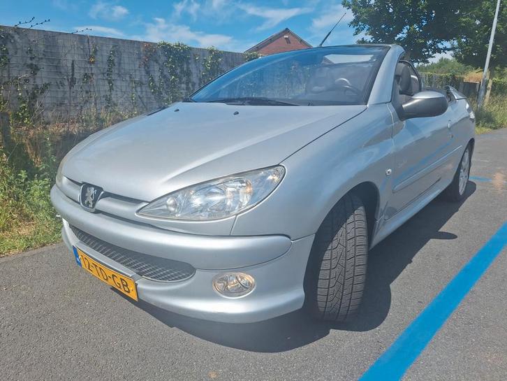 Peugeot 206 1.6 16V CC 2006 incl windscherm, Auto's, Peugeot, Particulier, ABS, Airbags, Boordcomputer, Centrale vergrendeling