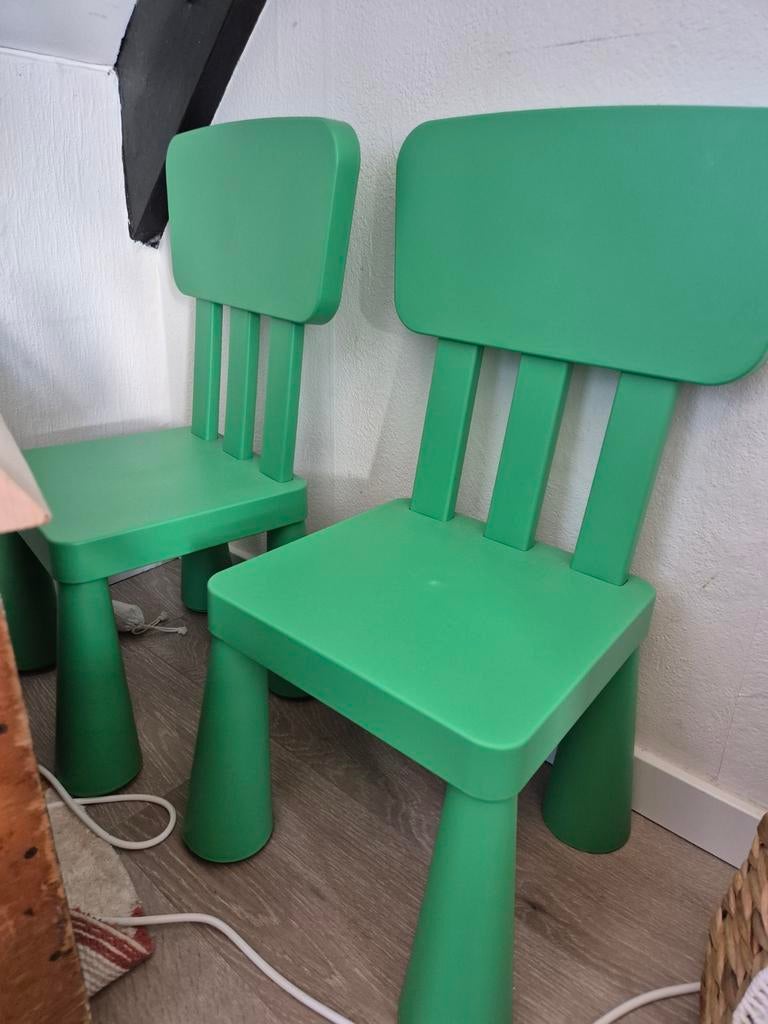 2 groene IKEA kinderstoelen MAMMUT, Ophalen, Zo goed als nieuw, Stoel(en)