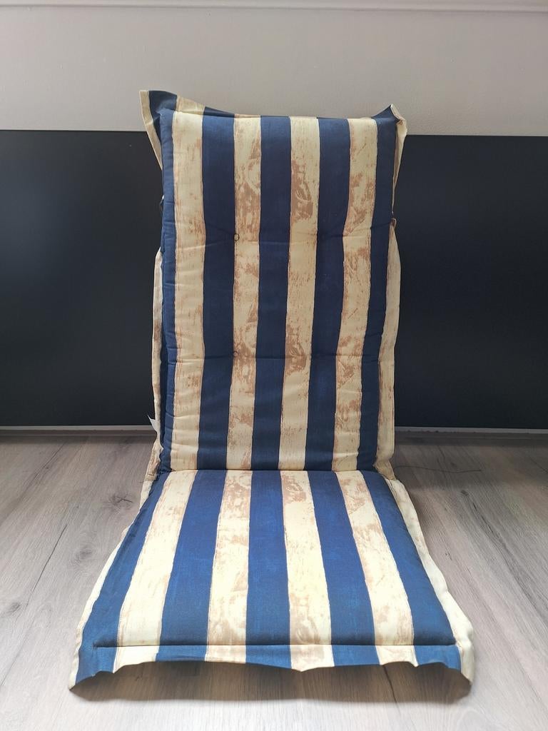 Tuinstoel kussen (blauw/crème), Ophalen, Gebruikt