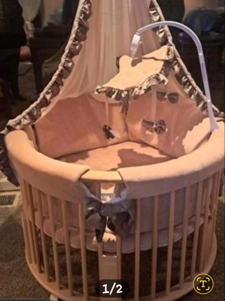 Bopita ronde box met bekleding en hemeltje, Kinderen en Baby's, Boxen, Ophalen, Gebruikt, Rond, Wieltjes