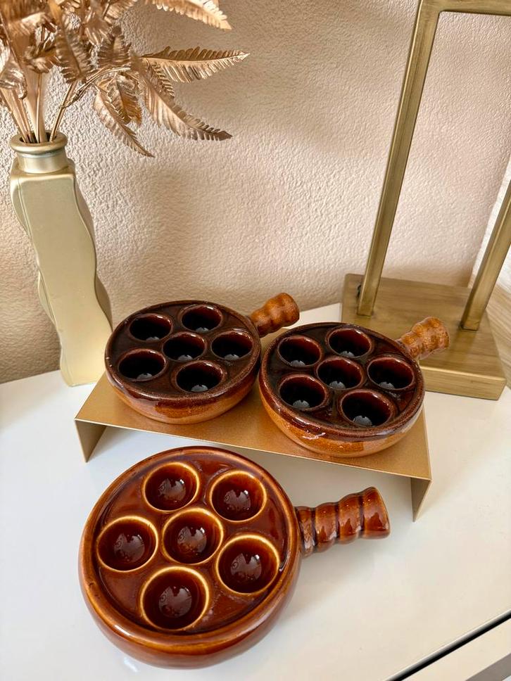 Vintage aardewerk escargot schaaltjes (set van 3), Antiek en Kunst, Antiek | Keramiek en Aardewerk, Ophalen of Verzenden