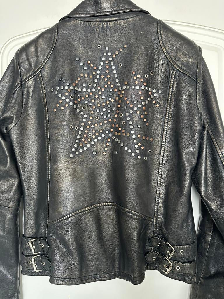 “Planet Milestone”  leer jasje met studs , maat 36/38, Ophalen of Verzenden, Zo goed als nieuw, Maat 36 (S), Bruin