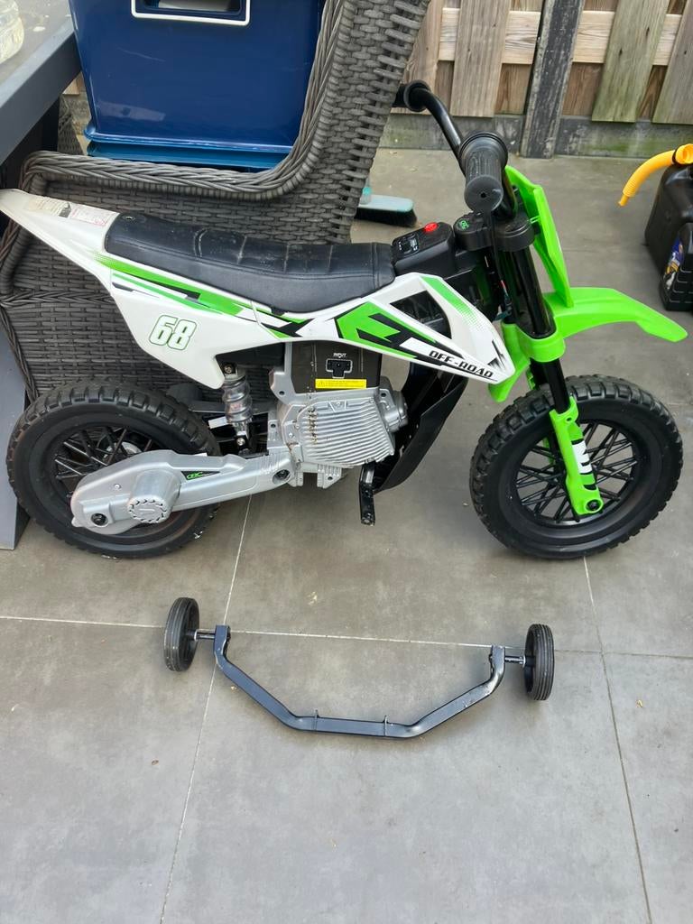 Elektrische crosser incl zijwieltjes, Kinderen en Baby's, Speelgoed | Buiten | Accuvoertuigen, Zo goed als nieuw, Ophalen