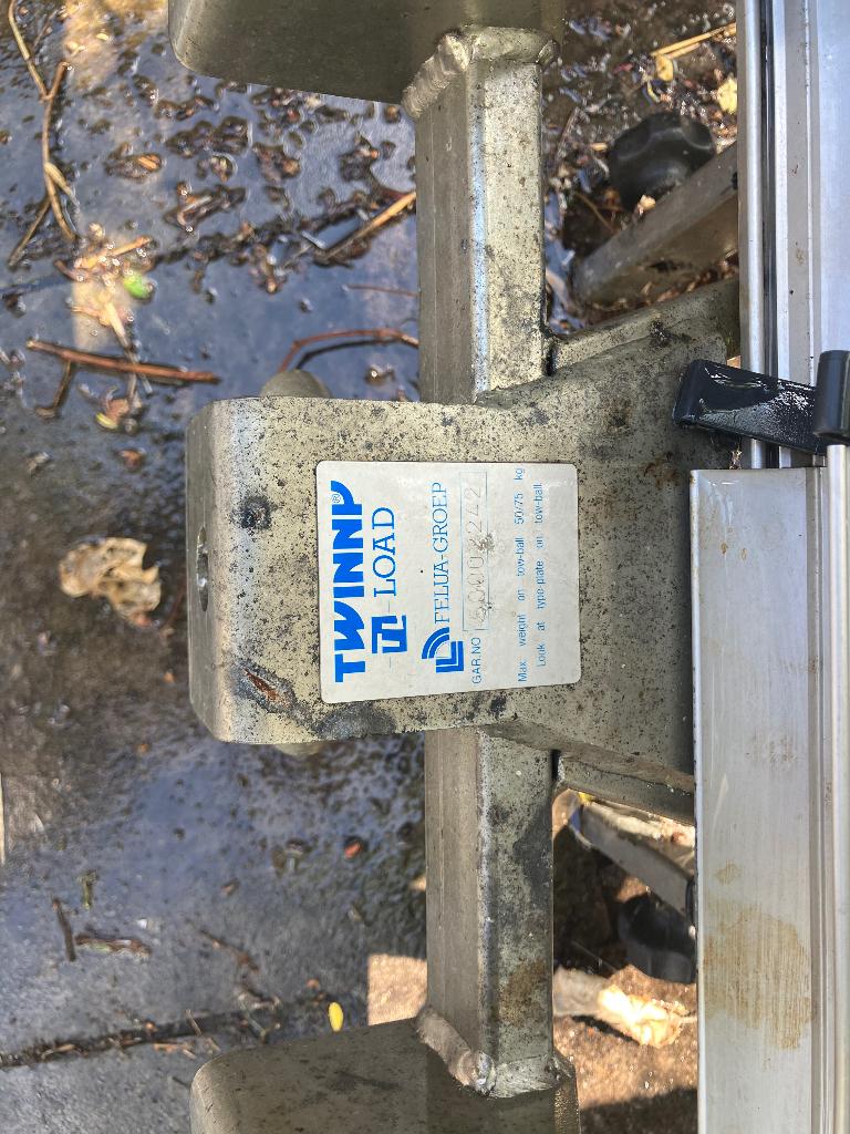 e fietsendrager, Ophalen, Gebruikt, 2 fietsen, Trekhaakdrager