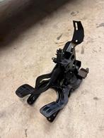 Pedalenbox golf mk2, Ophalen, Bumper