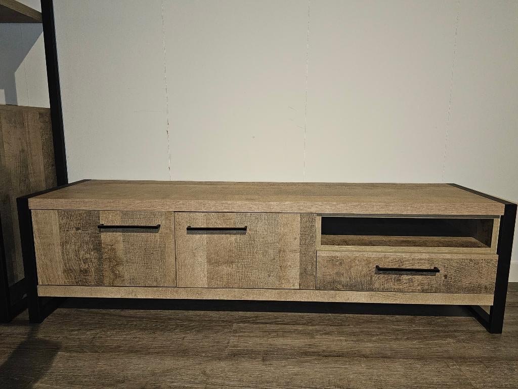 Tv meubel - Originele prijs - €949, Huis en Inrichting, Kasten | Televisiemeubels, Ophalen, 150 tot 200 cm, Zo goed als nieuw