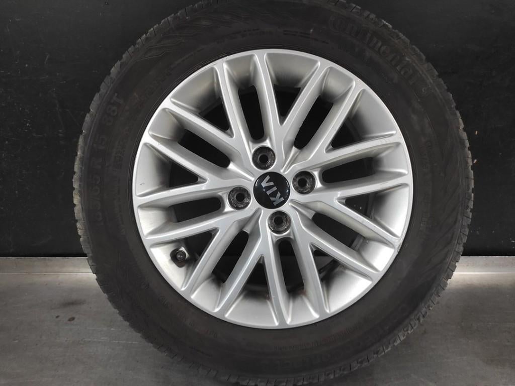 Velgen set + banden Kia Rio ( 185-65-R15 ), Auto-onderdelen, Banden en Velgen, Gebruikt, 15 inch, Banden en Velgen, Personenwagen