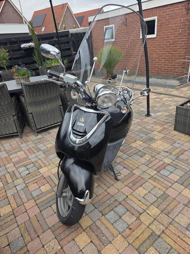 Sym Allo Scooter, Fietsen en Brommers, Brommeronderdelen | Scooters, Zo goed als nieuw, SYM, Ophalen