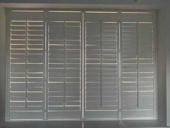 Witte houten jaloezieën (shutters) - 160hoog 210cm breed, Huis en Inrichting, Stoffering | Gordijnen en Lamellen, Gebruikt, 150 tot 200 cm