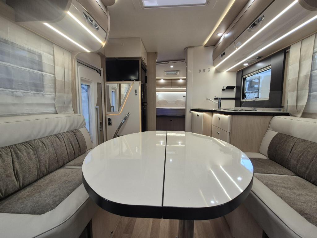 Autostar Celtic 730 I LC Bankairco, Caravans en Kamperen, Campers, Ringverwarming, Afzuigkap, Bedrijf, Overige merken