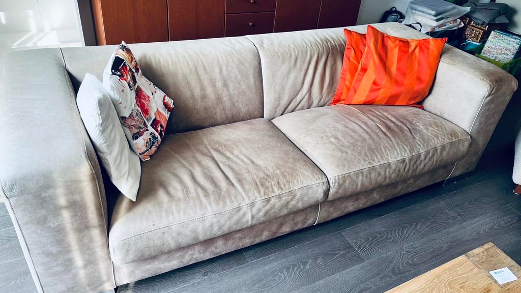 Leren bank 2.50 breed 1.00 diep, Huis en Inrichting, Banken | Bankstellen, Ophalen, Gebruikt, Tweepersoons, Rechte bank