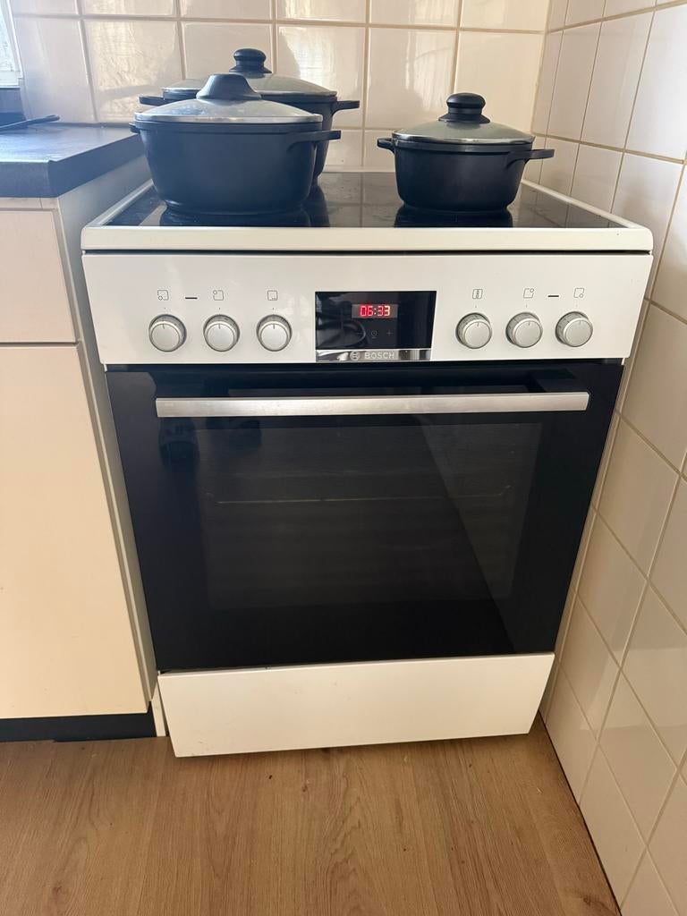 Bosch Vrijstaand Inductie Fornuis met Oven, Witgoed en Apparatuur, Fornuizen, Ophalen, 60 cm of meer, 4 kookzones, Zo goed als nieuw